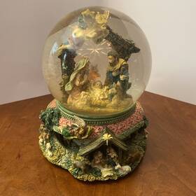 Grandeur Noel 078742609133 Christmas Musical Water Globe Nativity Scene With Lit Revolving Base