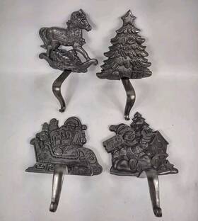 Grandeur Noel 681131481250 Cast Iron Christmas Mantel Stocking Holders Set Of 4 Santa Tree