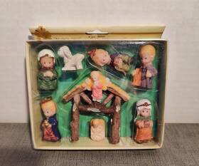 873687 Greenbrier International Vintage Christmas House Nativity Set Miniature 8pc Mini Scene Figures