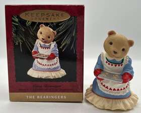 U246 Hallmark 015012135541 Keepsake Christmas Ornament Mama Bearinger 1993