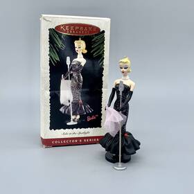 Hallmark 015012176667 Barbie Solo In The Spotlight 1995 Collectors Series Christmas Ornament