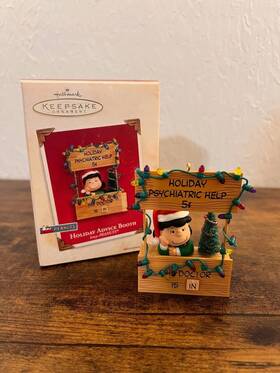 Hallmark 015012743593 Peanuts Holiday Advice Booth Christmas Ornament 2003 Lucy Psychiatrist