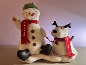 Hallmark 015012837940 Jingle Pals Singing Snowman And Dog Animated Christmas Plush 2004 Works