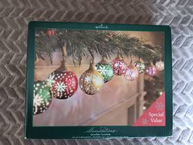 Hallmark 015012890549 2005 Illuminations Snowflake Snowball Set Of 9 Christmas Light Up Balls