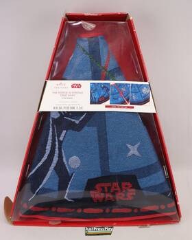 1qfm1243 Hallmark Keepsake Star Wars Force Is Strong Fiber Optic Christmas Tree Skirt Nib