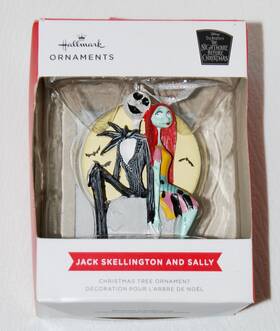 3hcm3135 Hallmark Nib Nightmare Before Christmas Jack Skellington And Sally Ornament