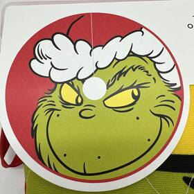 Hallmark 661127053999 New Grinch Christmas Tree Skirt 40 Inch Dia. Green Dr. Seuss Quilted Nip