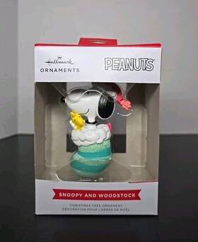 Hallmark 661127067958 Peanuts Snoopy Woodstock Stocking Christmas Ornament New