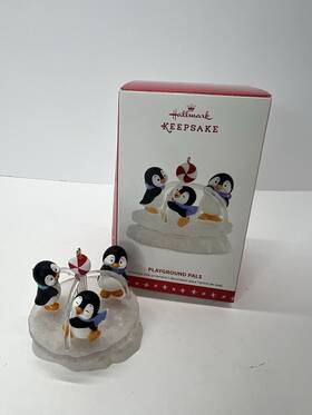 Hallmark 763795038121 Keepsake 2016 Penguins Playground Pals Christmas Ornament With Box