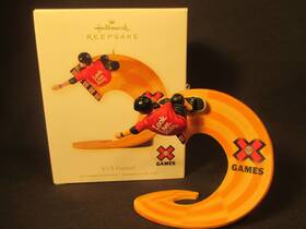 Hallmark 795902039110 Keepsake Christmas Ornament X Games Skateboard Sports- Nib