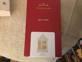 Qhx4025 Hallmark Brand New. Keepsake Ornament 2021 New Home Christmas Deco Gift
