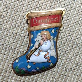 Qx6612 Hallmark Keepsake Ornament 1997 Daughter Stocking Tin Christmas