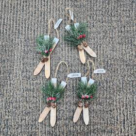 Happy Holidays 195602085804 Wood Ski Christmas Tree Ornament Wooden Crossed Skis Set Of 4