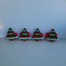 Hedaya Brothers 048035354729 Vtg Cross-stitch Christmas Tree Shaped Napkin Rings Set Of 4