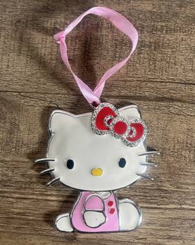 Hello Kitty Sanrio 886946491290 Christmas Tree Collectible Ornament Metal Enamel 3 Inch European Crystal