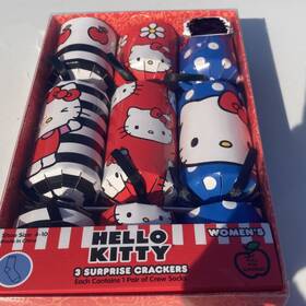 Siil-3420 Hello Kitty Christmas Crackers Set Of 3 Surprise Crew Socks Women Shoe Size 4-10