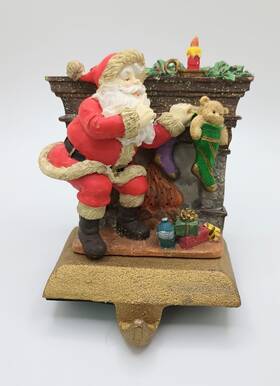 Heritage 759735004691 Santa Chimney Christmas Stocking Holder Hand Painted Cast Iron Vntg