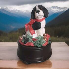 19450 Heritage House Vtg Springer Spaniel Figure Music Box White Christmas Decor With