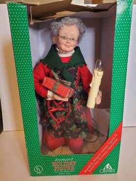 Holiday Creations 098719193243 19 Inch Mrs. Claus Electric Animated Lighted Christmas Figure