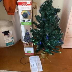 Holiday Time 012067700670 Green Fiber Optic Multicolor Lights Christmas Tree 32 Inch Usb Or Plug