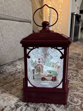 01s-3449 Holiday Time Illuminated Lantern Snow Globe Red Plastic Christmas Decor 10.63in