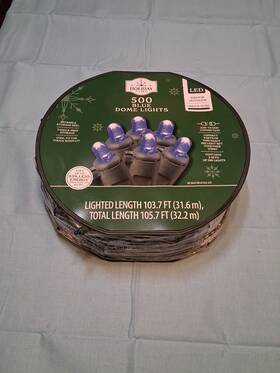 103.7 Holiday Time 077969015631 500 Count Blue Led Dome Christmas Lights Green Wire Ft