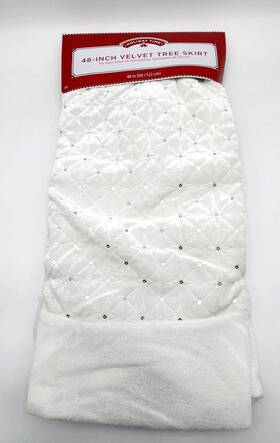 Holiday Time 681884398515 Christmas Tree Skirt Velvet Sequence 48 In Dia White Quilted Stain