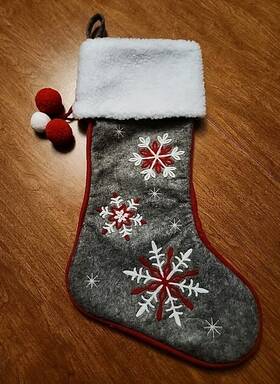 Holiday Time 681884547036 Gray Felt White Sherpa Cuff And Pom Poms Christmas Stocking 19 Inch X7ftft