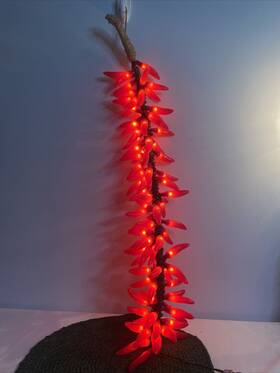 Holiday Time 764878620738 Red Hot Chili Pepper Cluster Swag Lights 40 Inch Christmas Indoor Southwest Decor