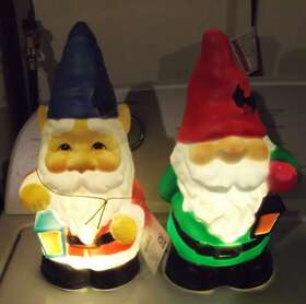Holiday Time 820290116657 Set Of 2 Christmas Blow Mold Tabletop 11 Inch - Gnome Red And Blue Hat New