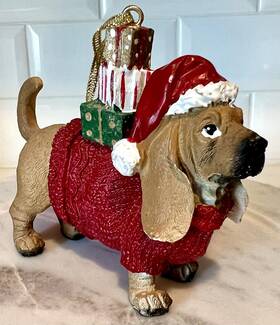 34244029 Holiday Village Hound Dog Ornament Christmas Red Sweater Pet Xmas Gift Nwt