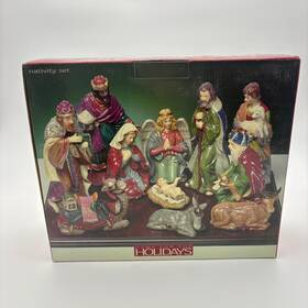 473002 Home For The Holidays Christmas Nativity Set 11 Figurines Wood Base Multicolor