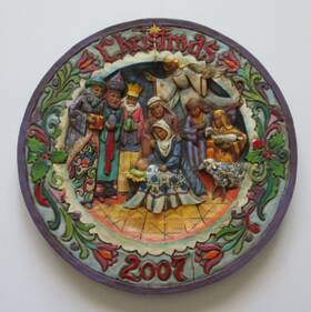 Jim Shore 045544135559 Born This Day Christmas Decorative Relief 8 Inch Plate 2007