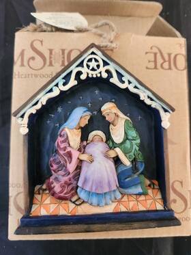 Jim Shore 045544964234 Heartwood Creek Nativity Holy Family Stable Christmas Ornament With Box