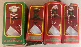 3973 Jsny Vintage Plastic Christmas Stocking Holders Lot Of 4