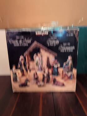 979597 Kirkland 096619797592 Signature Nativity 12 Piece Set Hand Painted Christmas Creche
