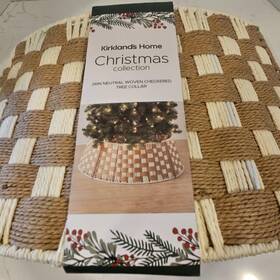 309391 Kirklands Home Christmas Tree Collar 26in Neutral Woven Checkered Tan 26x10