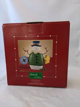 Kohls 400871777498 Button Up Christmas Snowman Salt And Pepper Shaker Set With 3d Stand - Nib