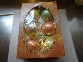 Krebs 024762735819 Lot Of 6 Glass Christmas Ornaments Bulbs 2.5 Inch Balls