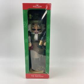 Kurt Adler 086131132827 S. 15-inch Wine Grower Grapes Nutcracker Christmas 2020