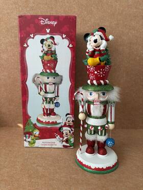 Dn6166l Kurt Adler Hollywood Disney Mickey Mouse Wearing Sweater Wooden Christmas Nutcracker 14 In
