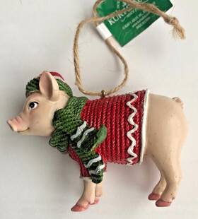 E0607 Kurt Adler Resin Farm Animal Pig In A Sweater Christmas Ornament W Tag
