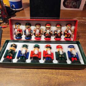 C2332 Kurt S. Adler Lot Of 12 Small Nutcrackers Holiday Christmas Decor 1 Box Marked