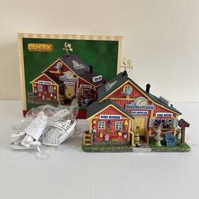 Lemax 85367 Christmas Village The Birdwatcher Bird Shop Porcelain Building Light-up