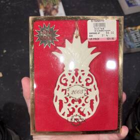 Lenox 091709441201 Christmas Tree Ornament Pineapple Tassel Dated 2003 New