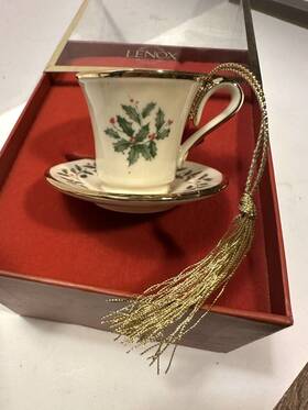 6026603 Lenox Holiday Cup And Saucer Christmas Ornament- Orig. Box #6026603