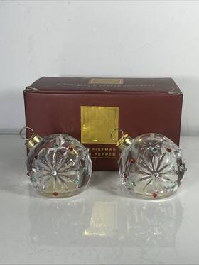 Lenox 882864179999 Crystal Round Christmas Ornament Salt And Pepper Shaker Set In Original Box
