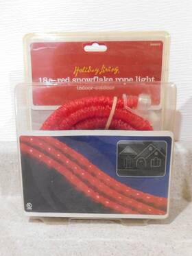 Lg Sourcing 030539006334 Holiday Living 18 Ft Red Snowflake Rope Light Indoor/ Outdoor Christmas