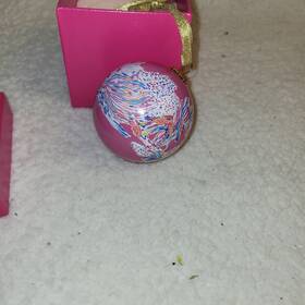 Lilly Pulitzer 889069111885 2016 Hot Pink Dragonfruit Sea Life Boxed Christmas Ornament