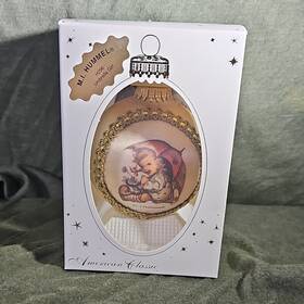 H256 M.i. Hummel Umbrella Girl 2003 American Classic Christmas Ball Bauble Box